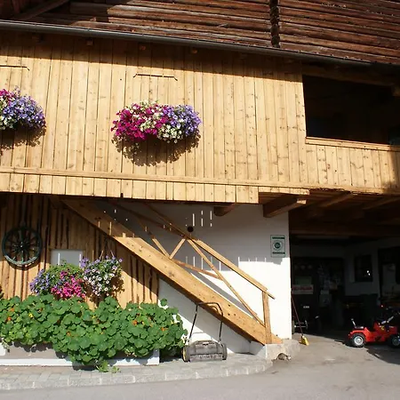 Farm stay Rossingerhof *
