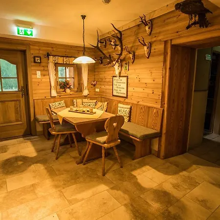 Rossingerhof Farm stay *