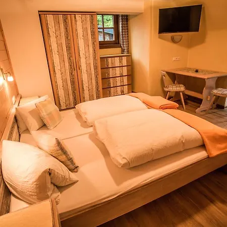 Farm stay Rossingerhof Ramsau am Dachstein
