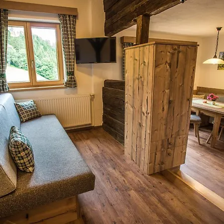 Rossingerhof Farm stay *