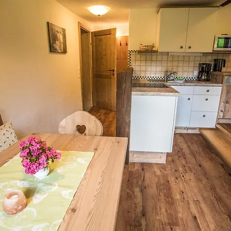 Rossingerhof Farm stay *