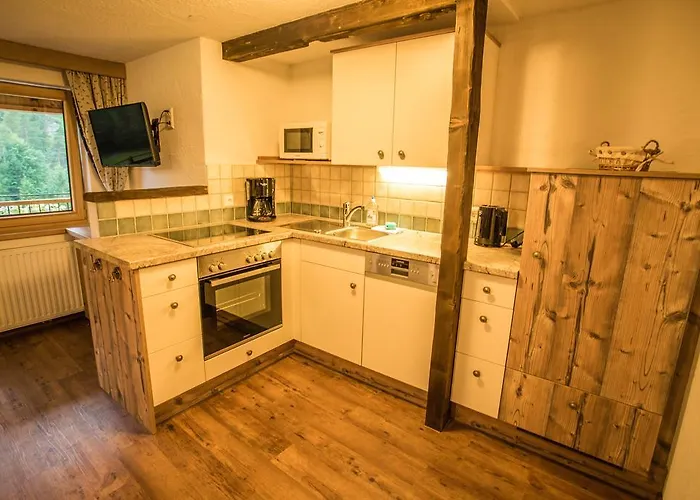 Rossingerhof Farm stay *