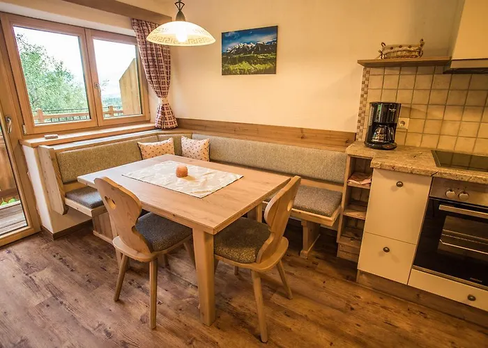 Rossingerhof Farm stay *