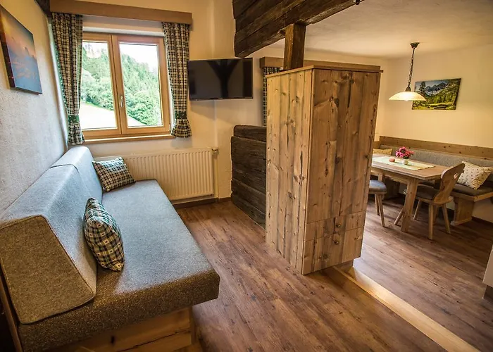 Rossingerhof Farm stay *